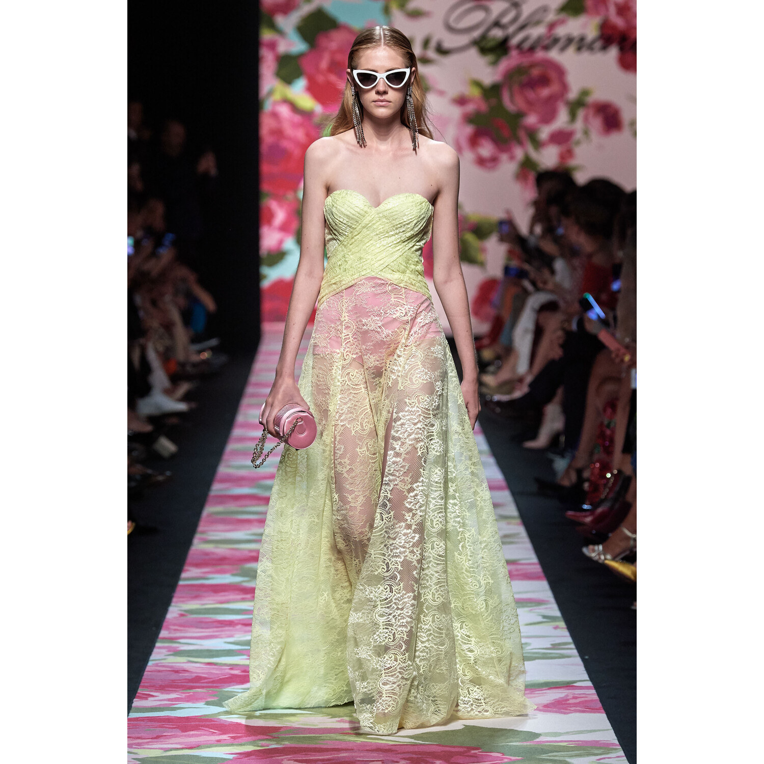 Фото Blumarine Spring 2020 / Blumarine весна-лето 2020 / Неделя моды: Милан